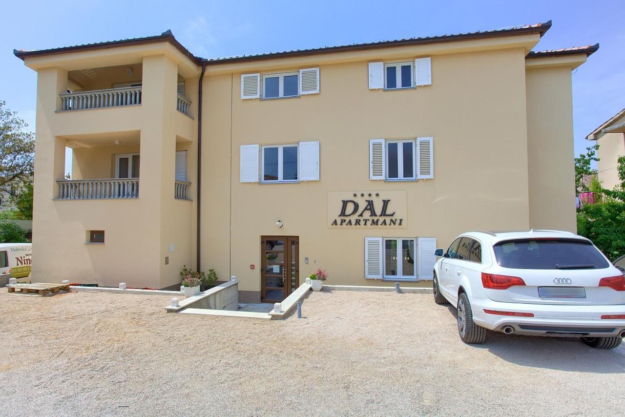 Apartmani Dal Malinska Exterior photo